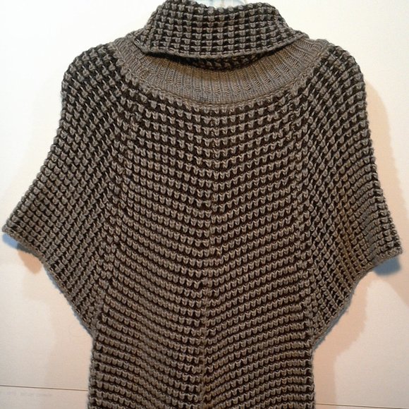 Thick Knit Sweater Dress - Picture 6 of 6